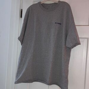 Columbia Classic Gray Performance Fishing Gear Short Sleeve Tee
